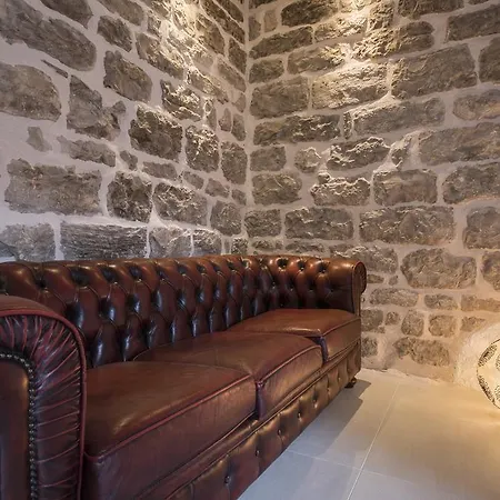 Guest house Hvar Maris
