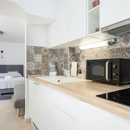 Gostinjska kuća Hvar Maris 4*