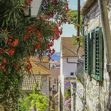 Hvar Maris Penzion 4*