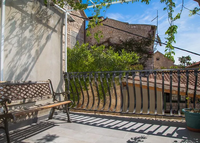 Gasthuis Hvar Maris 4*